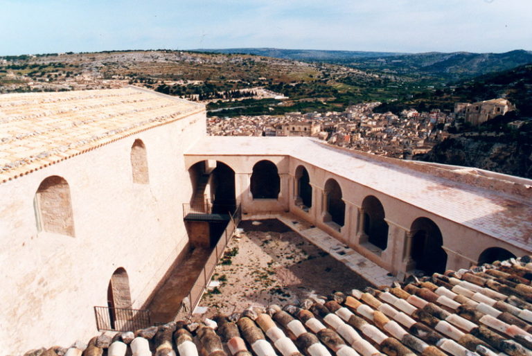 CONVENTO CROCE