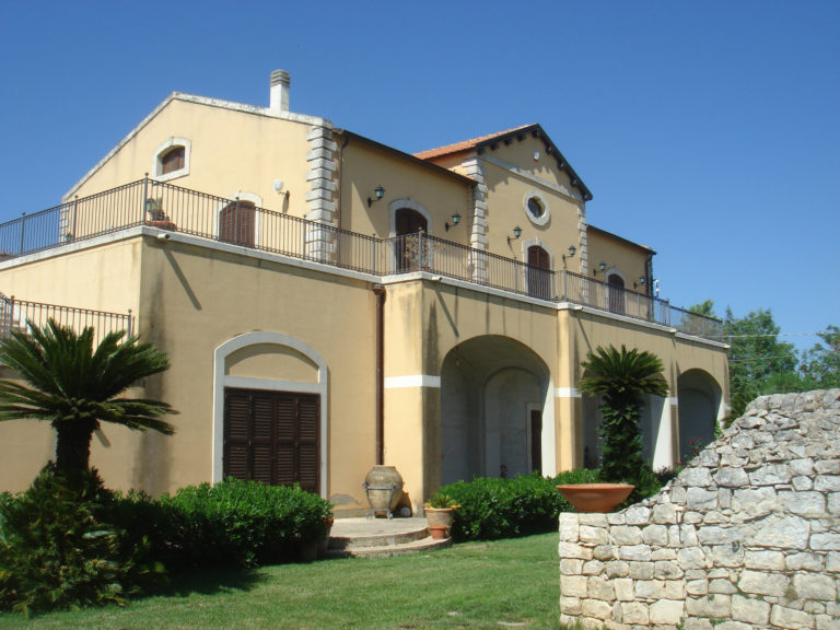 VILLA BM